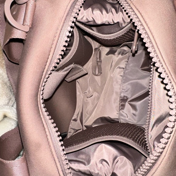 Dagne Dover Landon Carryall in Dune (size small) - Picture 7 of 8